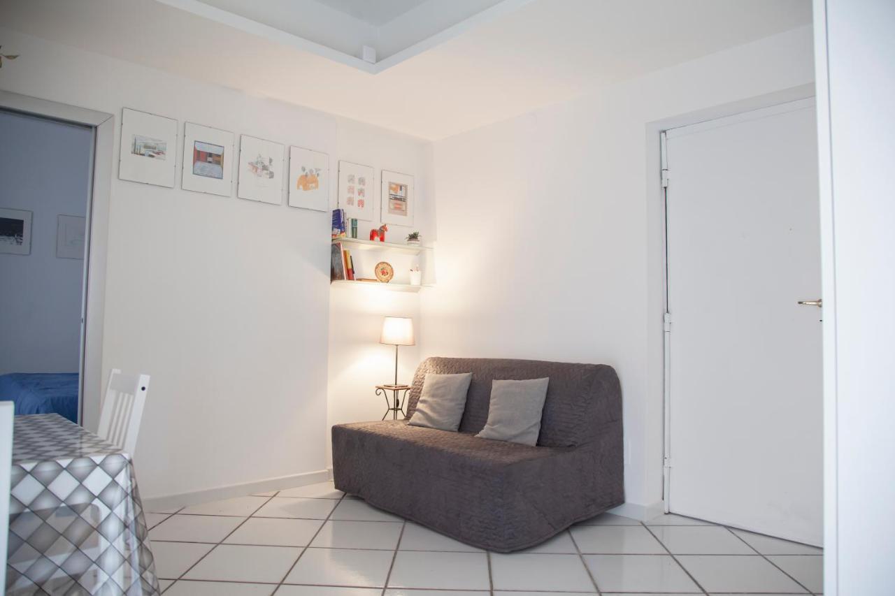 Poly'S House Bed & Breakfast Torre Annunziata Exterior photo
