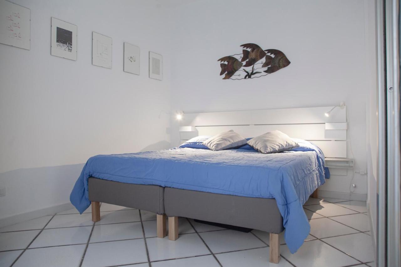 Poly'S House Bed & Breakfast Torre Annunziata Exterior photo